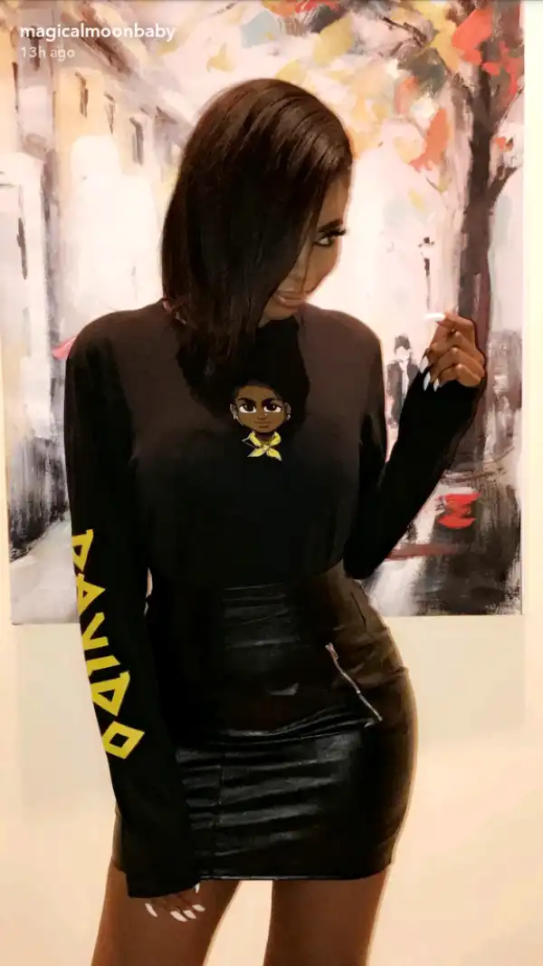 Davido Babymama, Sophia Momodu Looks Hot In Davido Customized shirt